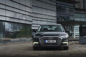 Audi A8 L 60 TFSI e Quattro 2020 года  (UK)